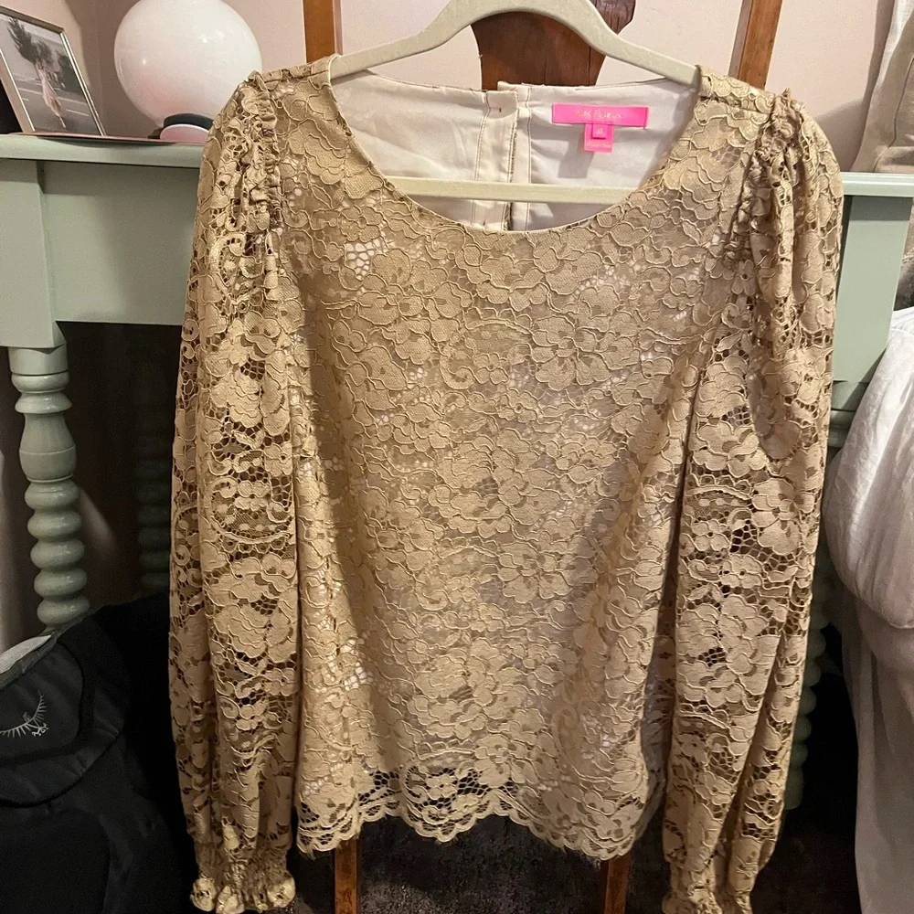 Lilly Pulitzer Beige Lace Long Sleeve Blouse